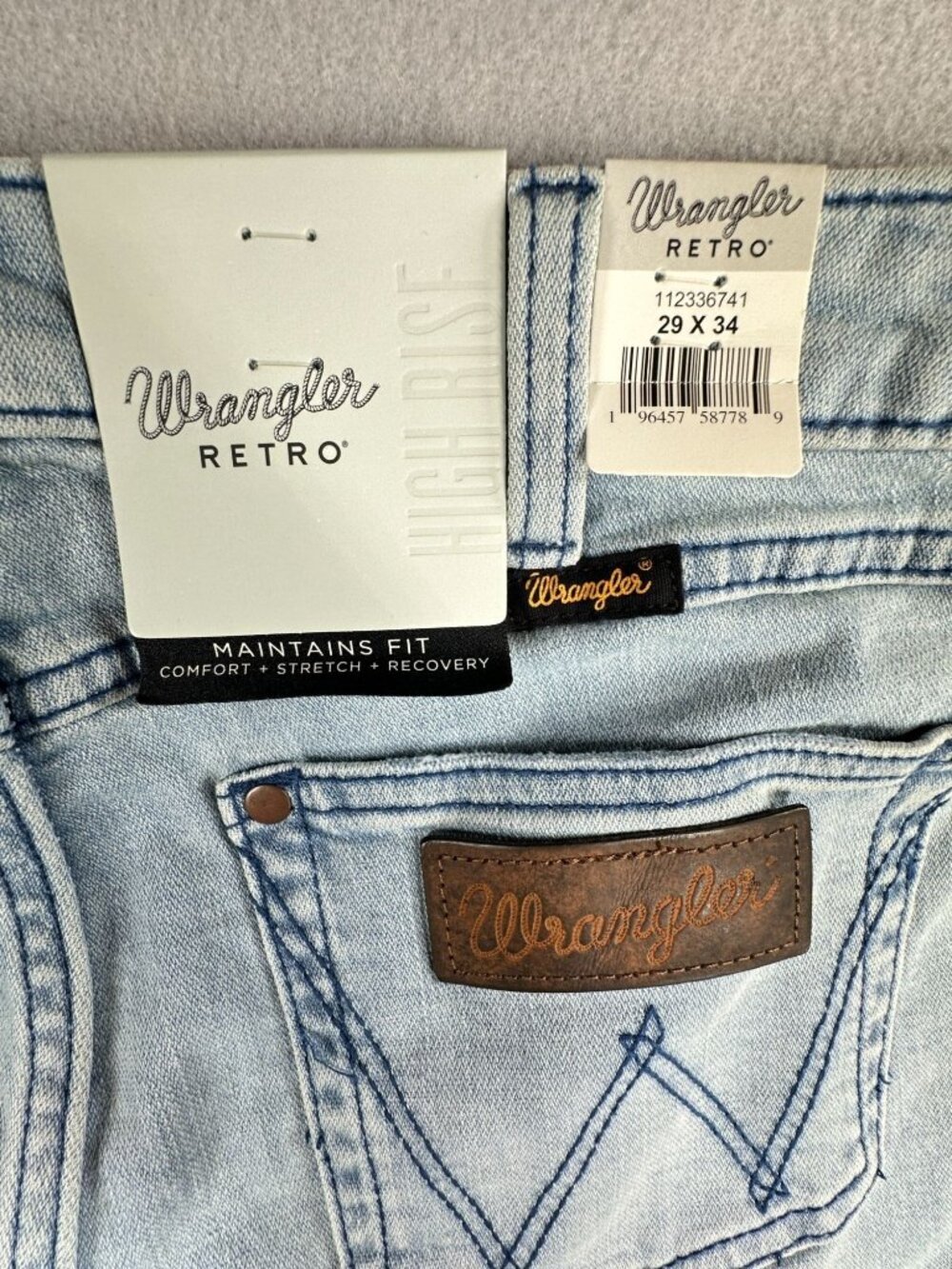 Wrangler Flare Jeans Size 29 x 34 Light Wash Blue Geometric Embroidery Retro - Picture 8 of 10